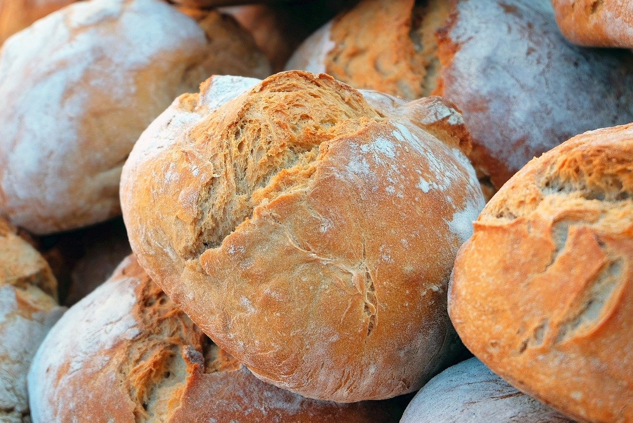 pão caseiro com casca crocante